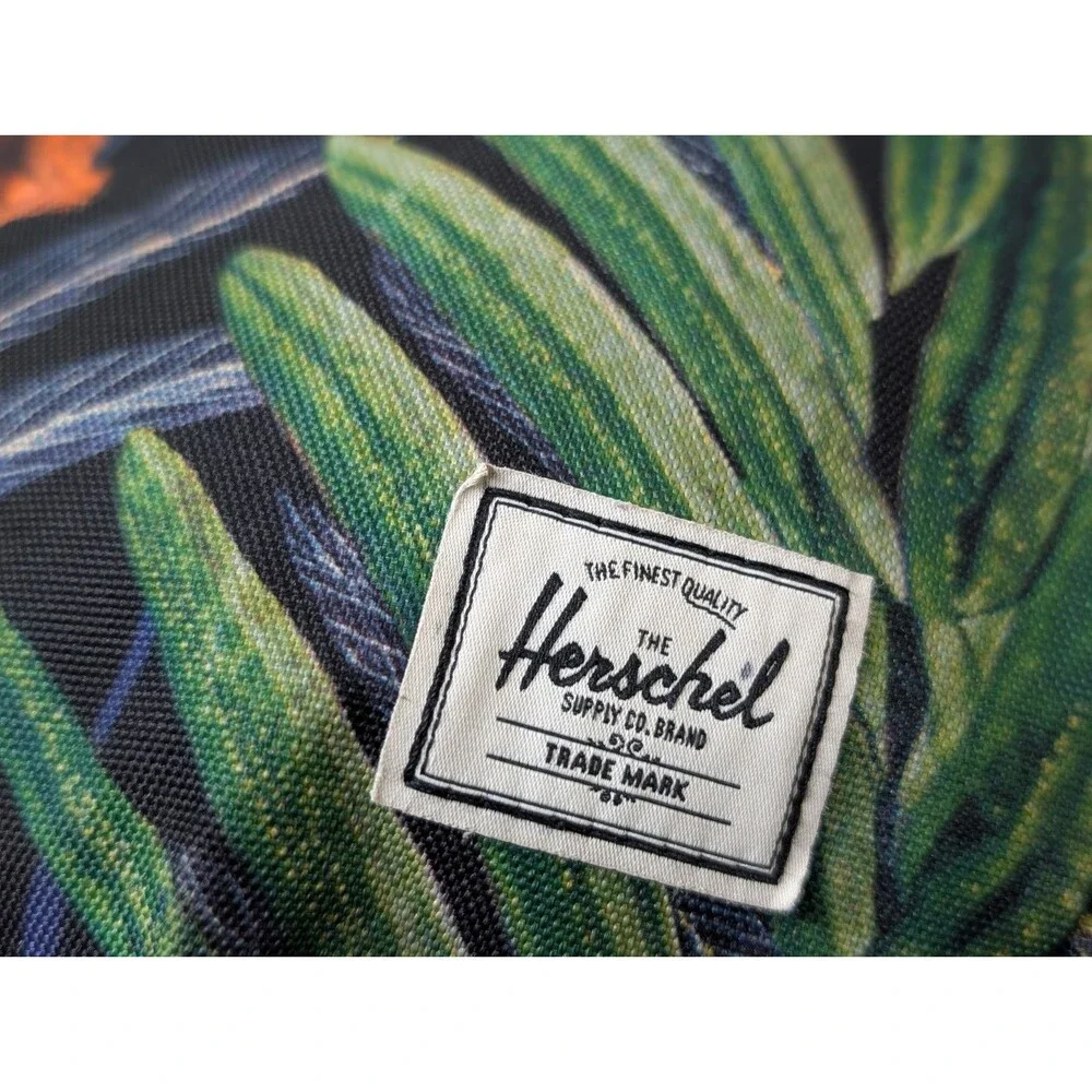 Herschel Supply Co Fifteen Fanny Pack Jungle Floral Waist Bag Adjustable Unisex